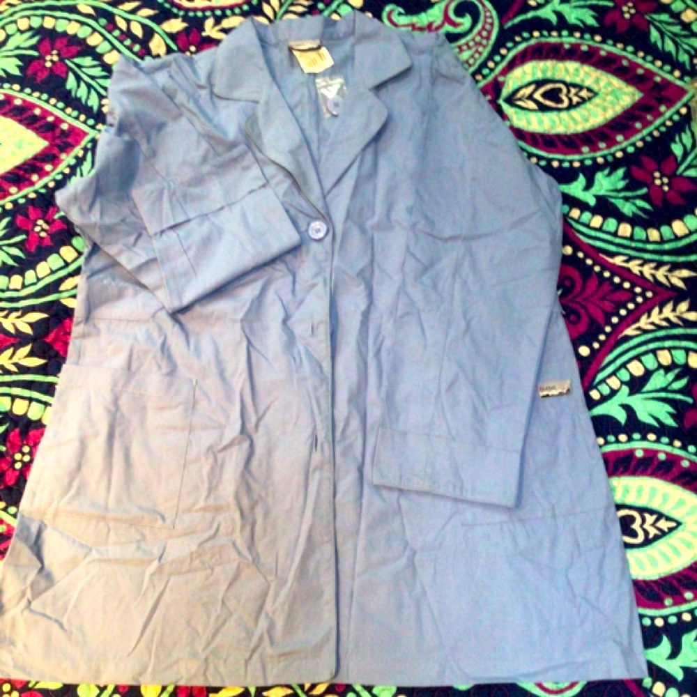 Butter-Soft ladies scrub lab coat ceil blue 2XL. NWOT